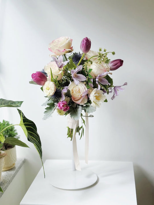 工作室開幕最大的好處？再也不用跟貓狗搶地盤了！