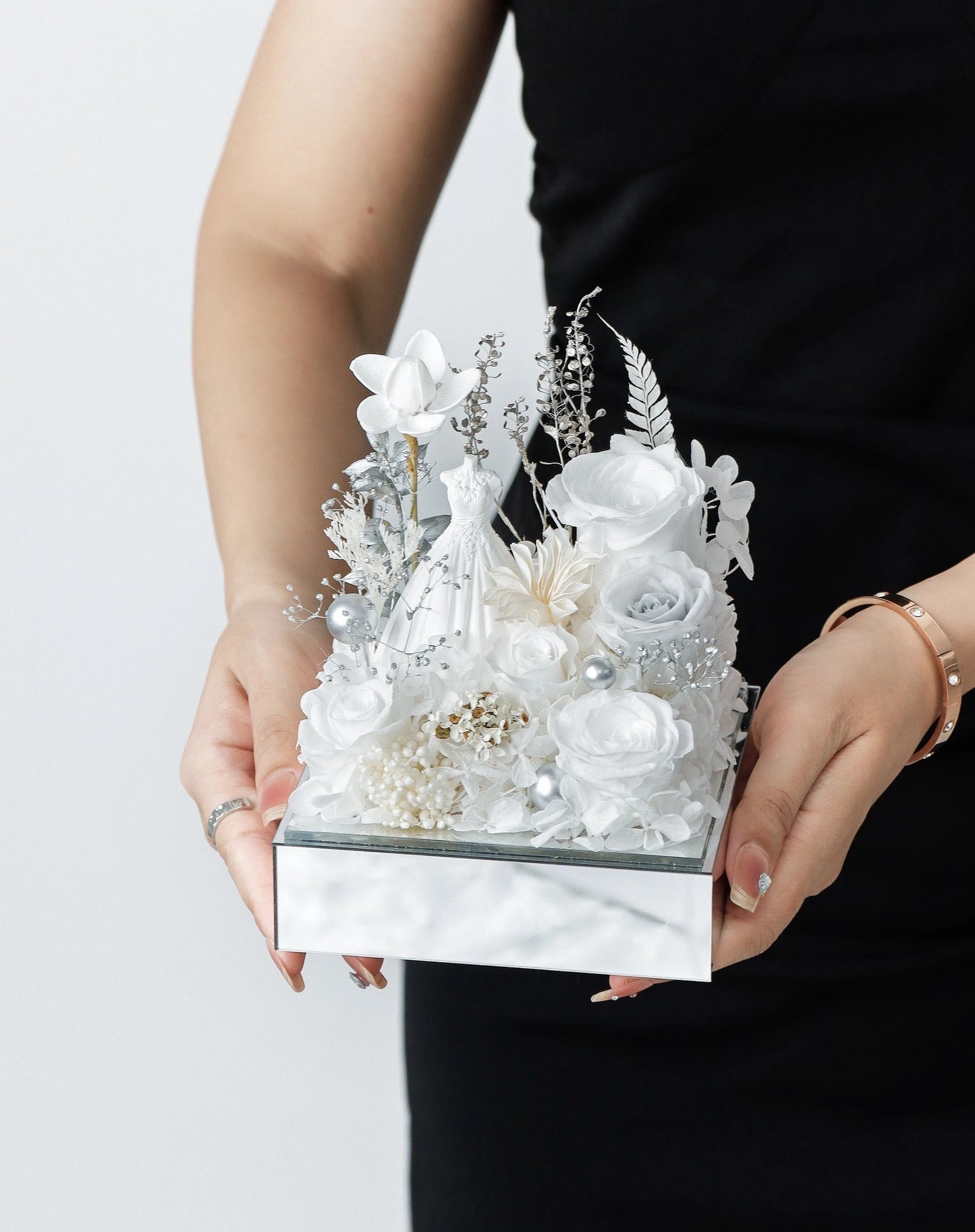 Wedding Preserved Flower Gift Box 保鮮花婚紗禮盒
