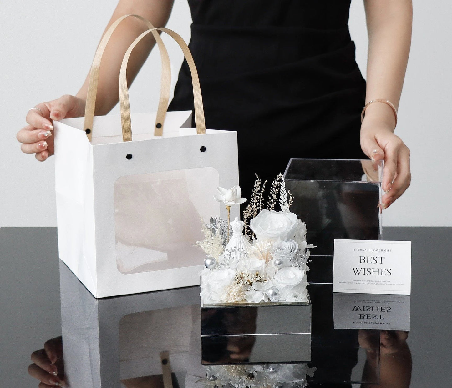 Wedding Preserved Flower Gift Box 保鮮花婚紗禮盒